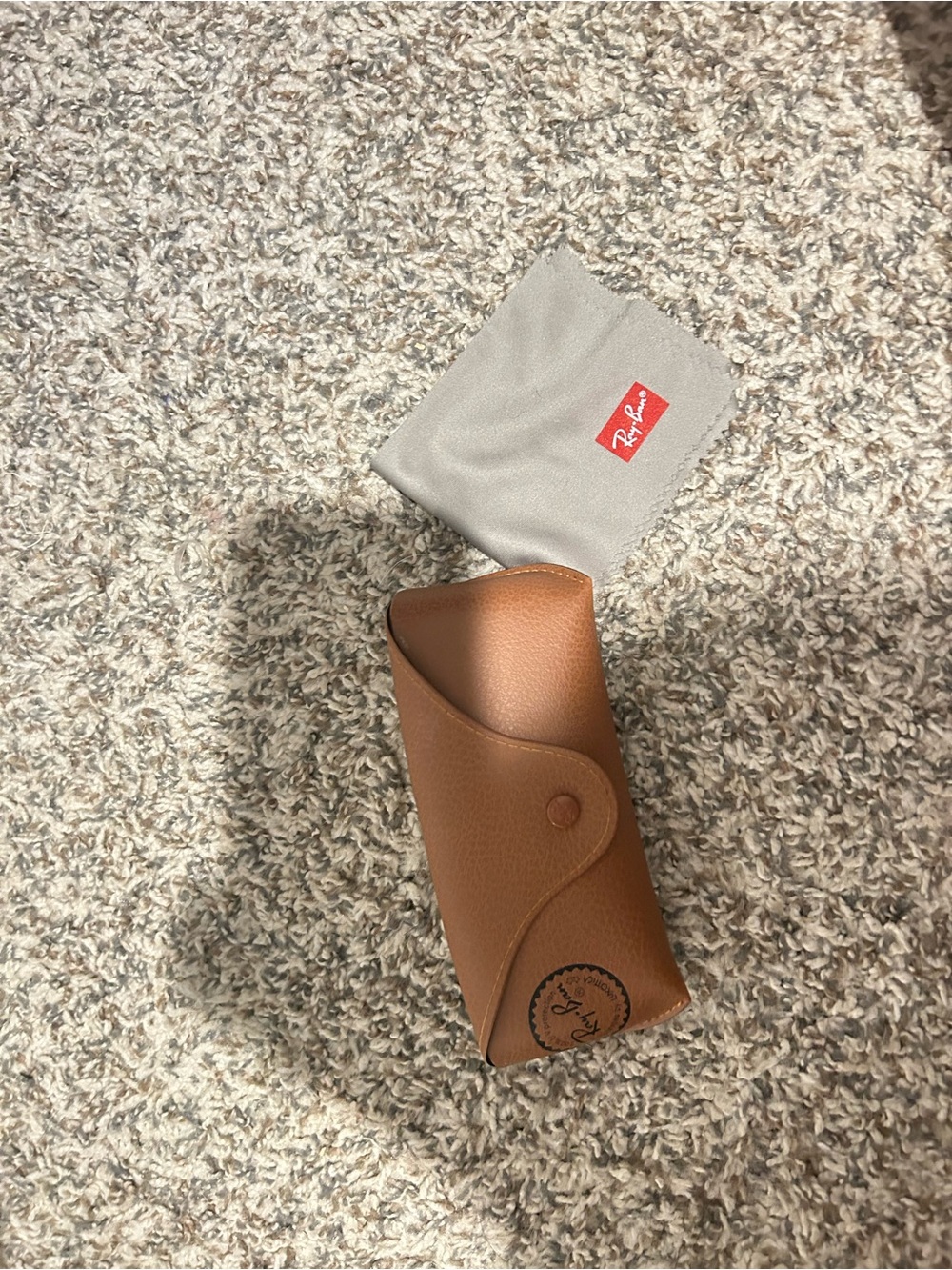 Ray-Ban Brown Leather Sunglasses Case with Gray Cleaning Cloth